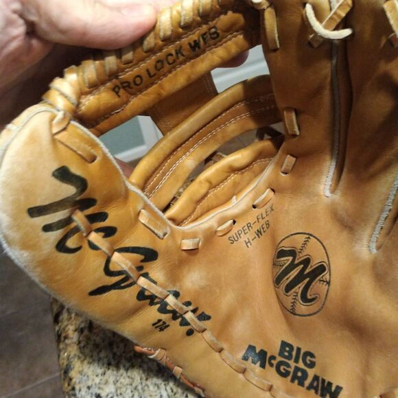 Big Mcgraw Brown Leather Right Hand Throw Baseball Glove Super Flex Pro Lock 174 - Picture 7 of 13